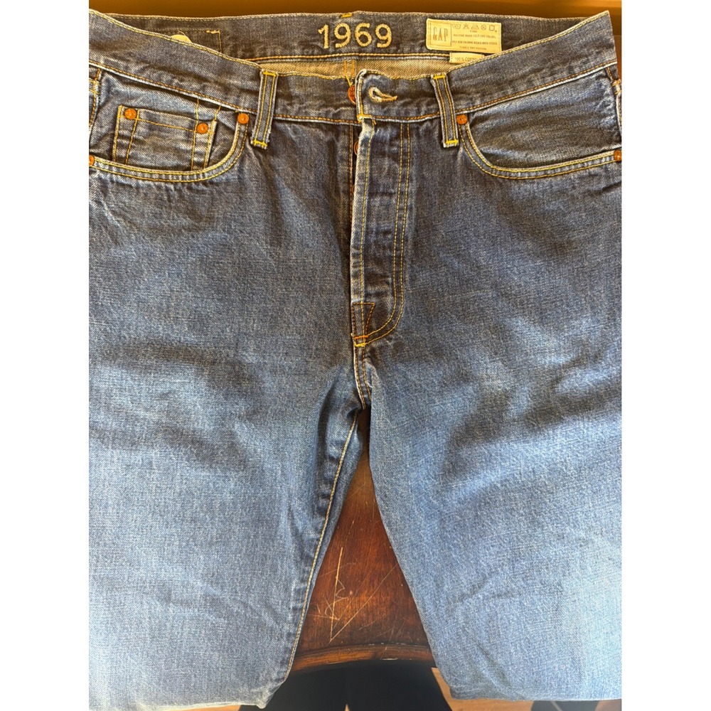 Gap 1969 Mens Straight Leg Medium Wash Button Fly Denim Jeans Blue 35x32